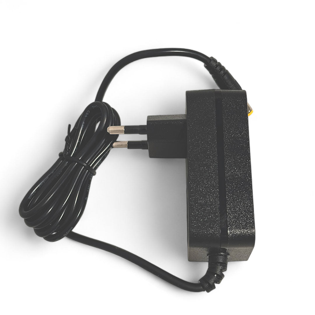 220-12VP-Netzadapter (europäischer 2-poliger 12-Volt-Adapter)